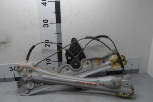 Изображение товара 128045 - 00128045 steklopodemnik perednij pravyj 