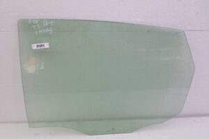 Изображение товара 129479 - 00129479 steklo dveri zadnej levoj Dodge Nitro