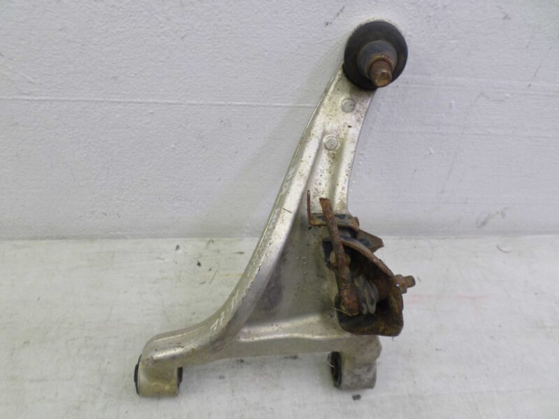 Изображение товара 129732 - 00129732 rychag perednij pravyj nizhnij Lexus LS