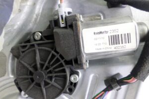 Изображение товара 130060 - 00130060 steklopodemnik perednij pravyj Alfa Romeo 146 1