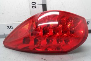 Изображение товара 130476 - 00130476 fonar kryla pravyj Toyota Hiace