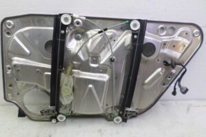 Изображение товара 130507 - 00130507 steklopodemnik zadnij levyj Toyota Carina E