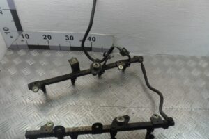 Изображение товара 133181 - 00133181 toplivnaya rampa SAAB 9 3