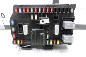 Изображение товара 133376 - 00133376 blok predokhranitelej Pontiac Vibe