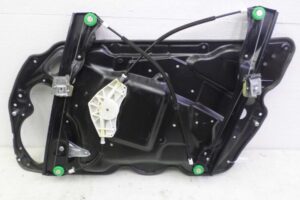 Изображение товара 134737 - 00134737 steklopodemnik perednij levyj Volvo S40