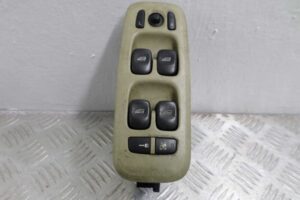 Изображение товара 138094 - 00138094 knopka steklopodemnika Volvo V40