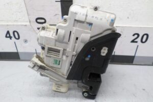 Изображение товара 139221 - 00139221 zamok dveri zadnej pravoj