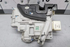 Изображение товара 139221 - 00139221 zamok dveri zadnej pravoj 2