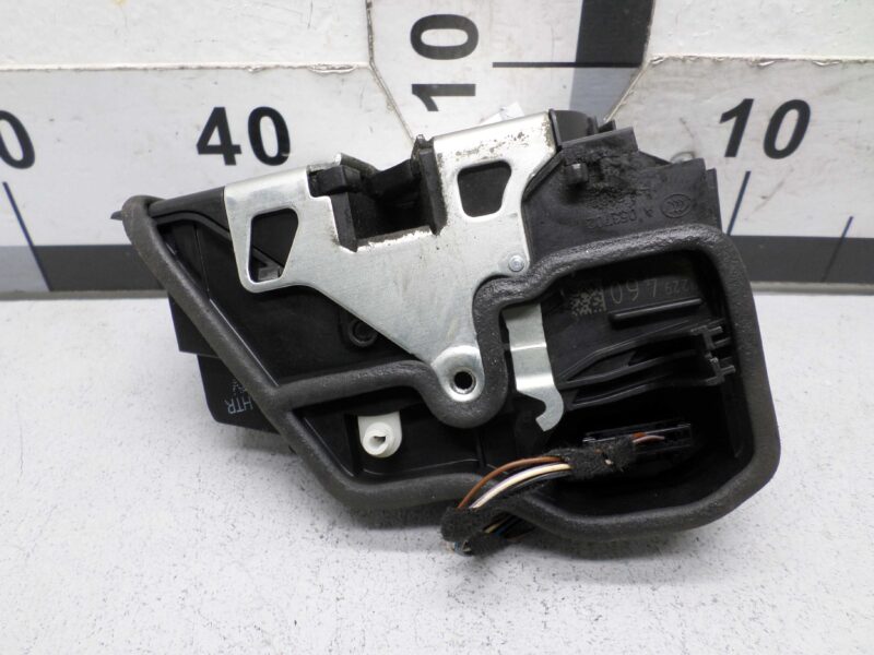 Изображение товара 139296 - 00139296 zamok dveri zadnej pravoj