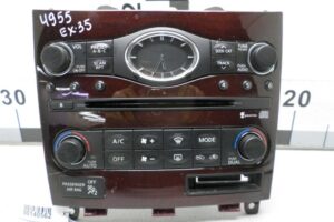 Изображение товара 140562 - 00140562 panel upravleniya magnitoloj Toyota Hiace