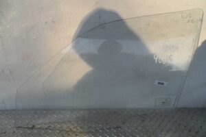 Изображение товара 141238 - 00141238 steklo dveri perednej levoj Mercedes SLK