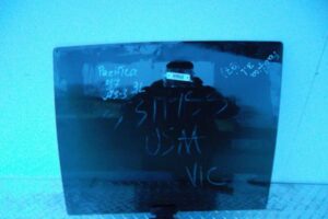 Изображение товара 142402 - 00142402 steklo dveri zadnej levoj 