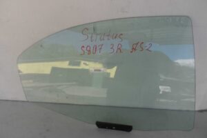 Изображение товара 142424 - 00142424 steklo dveri zadnej pravoj Mercedes GLA