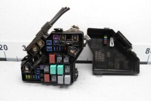 Изображение товара 143662 - 00143662 blok predokhranitelej Renault Sandero