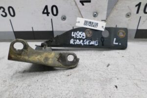 Изображение товара 145457 - 00145457 petlya kapota levaya Renault Logan