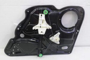 Изображение товара 146031 - 00146031 steklopodemnik zadnij levyj Volvo S40