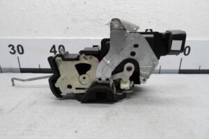 Изображение товара 148015 - 00148015 zamok bagazhnika 