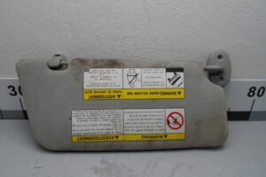 Изображение товара 148748 - 00148748 kozyrek solntsezaschitnyj Porsche Macan