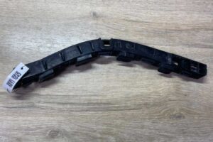 Изображение товара 152042 - 00152042 kronshtejn zadnego bampera Alfa Romeo 146