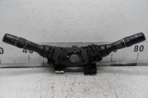 Изображение товара 168379 - 00168379 pereklyuchatel podrulevoj (strekoza) Subaru Tribeca