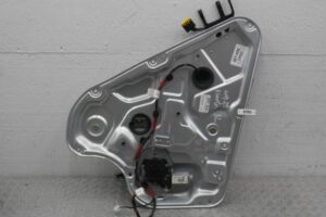 Изображение товара 171360 - 00171360 steklopodemnik zadnij levyj 