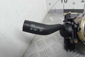 Изображение товара 173680 - 00173680 pereklyuchatel podrulevoj (strekoza) Toyota Carina E 1