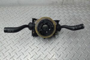 Изображение товара 177005 - 00177005 pereklyuchatel podrulevoj (strekoza) Toyota Matrix