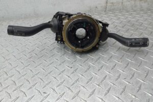 Изображение товара 178392 - 00178392 pereklyuchatel podrulevoj (strekoza) Toyota Matrix