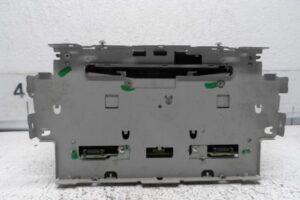 Изображение товара 183442 - 00183442 magnitola Renault Sandero