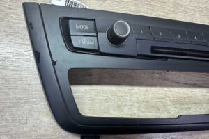 Изображение товара 221038 - 00221038 panel upravleniya magnitoloj Jeep Renegade 2