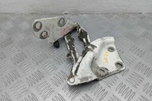 Изображение товара 239554 - 00239554 petlya kapota pravaya 