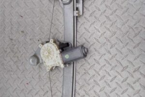 Изображение товара 253985 - 00253985 steklopodemnik zadnij pravyj Land Rover Range Rover Evoque20241029141016