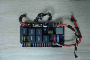 Изображение товара 11103 - 00011103 blok predokhranitelej Audi Q7