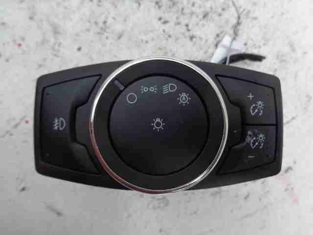 Изображение товара 11779 - 00011779 pereklyuchatel sveta