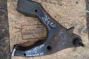 Изображение товара 37745 - 3925W3925 rychag perednij pravyj nizhnij SEAT Leon