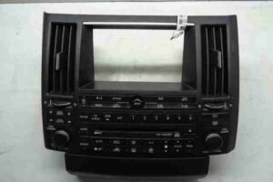 Изображение товара 13479 - 00013479 panel upravleniya magnitoloj Renault Sandero