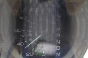 Изображение товара 124530 - 00124384 schitok priborov Skoda Yeti 2